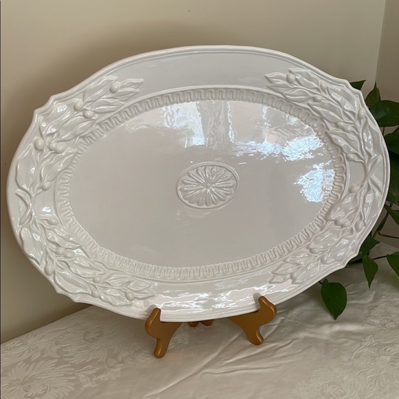 New Fitz and Floyd in original box Chateau Blanc large platter in white - Picture 9 of 13